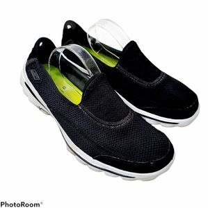 Skechers Women’s GO Walk 5 Shoes, 8 M US, Black Wh